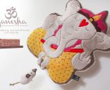 Kuschelkissen und Spieluhr - Ganesha (Nähanleitung, Schnittmuster, Applikationsvorlage und Plotterdatei von shesmile)