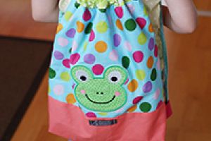 Ein Turnbeutel-Rucksack für das Kindergarten-Kind