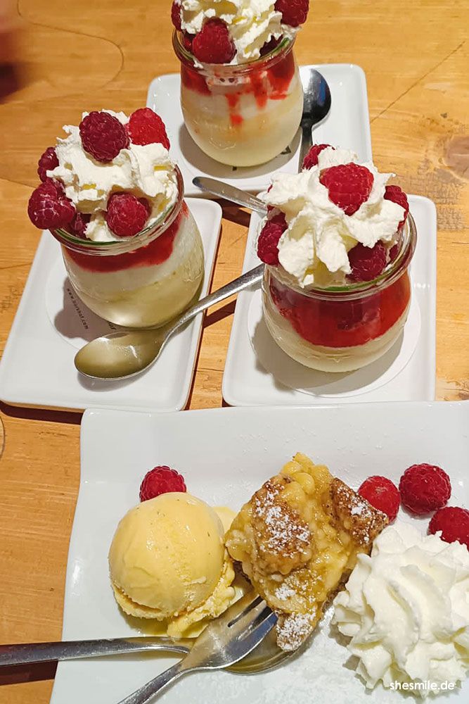Himbeer-Joghurt-Desserts